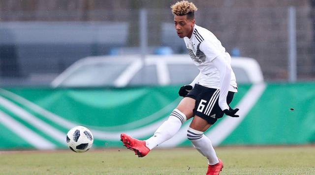 像哥哥那样改投德国队，但小恩梅沙的前路不会平坦